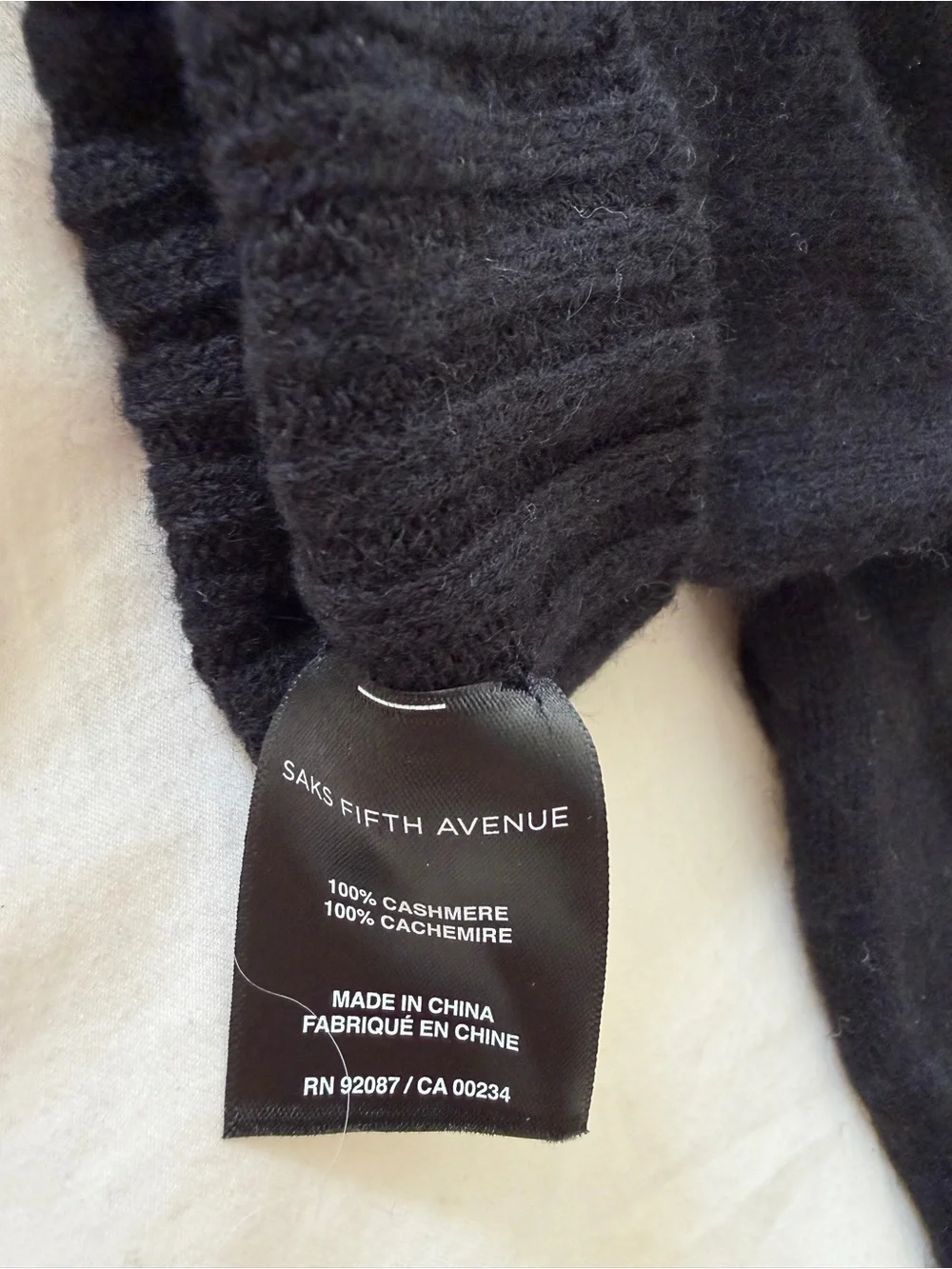 100% Cashmere Gloves